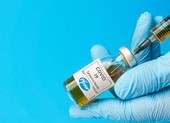 Các nước phê duyệt vaccine COVID-19 như thế nào?