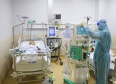 Truy tặng Huân chương Lao động hạng Ba cho bác sĩ, điều dưỡng trị COVID