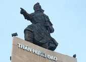 Lãnh đạo TP.HCM nói về tôn tạo tượng Đức thánh Trần Hưng Đạo
