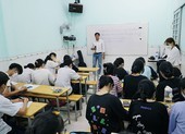 Thầy giáo ở nhà thuê, dành đất xây trường, dạy miễn phí