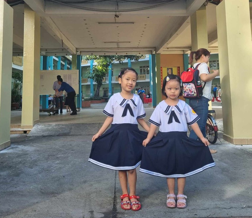 Học sinh lớp 1 khóc, cười trong ngày tựu trường ảnh 6