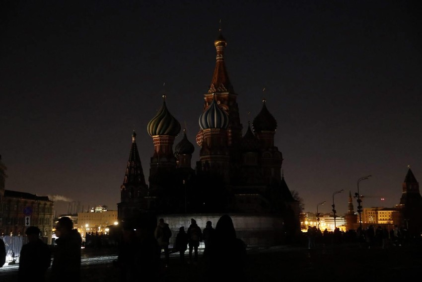 Nhà thờ chính tòa Thánh Vasily cũng hưởng ứng chiến dịch Giờ Trái đất 2019. Ảnh: AFP 2