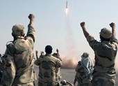 Iran cảnh báo chiến tranh sẽ phá hủy mọi thứ ông Trump có