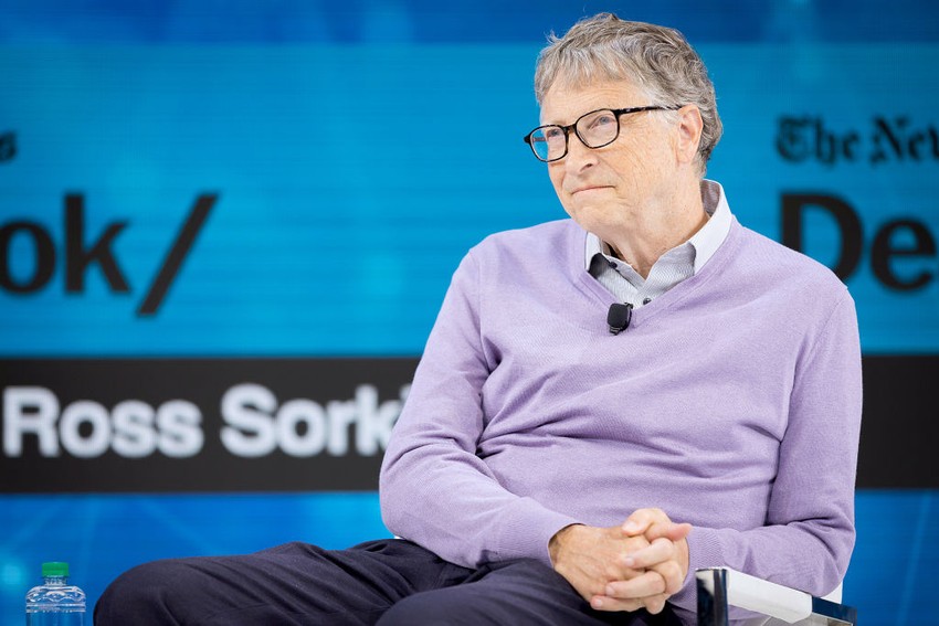 Bill Gates rời Microsoft vì mối quan hệ tình ái với nhân viên?