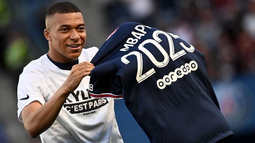 Mbappe vượt mặt hai đàn anh Ronaldo và Messi