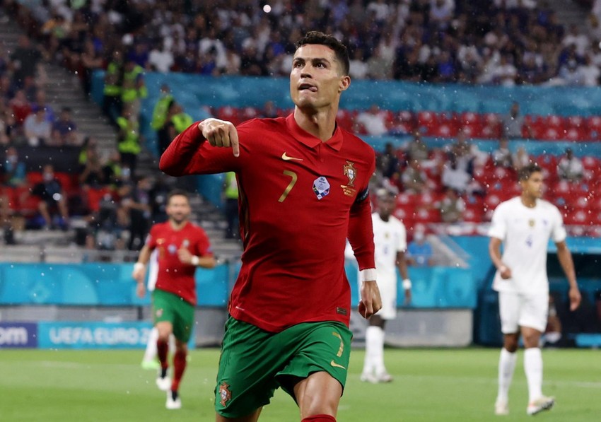 Thống kê thú vị Ronaldo từ Vua phá lưới Euro trở thành nhà vô địch