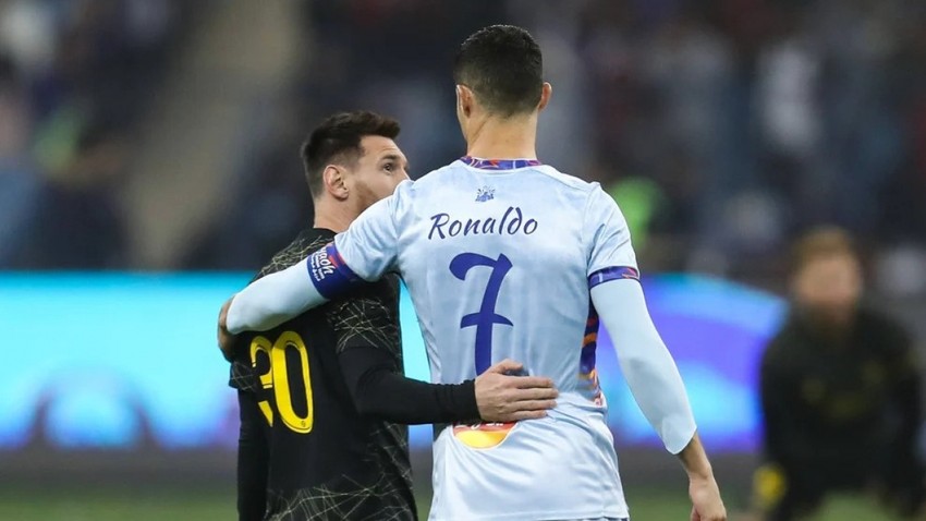 Wenger tiết lộ điều bất ngờ về Messi và Ronaldo