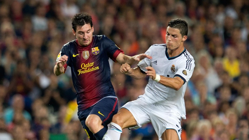 Choáng ngợp ʋới những kỷ lục khó tin của Messi, Ƅỏ xa Ronaldo ảnh 2