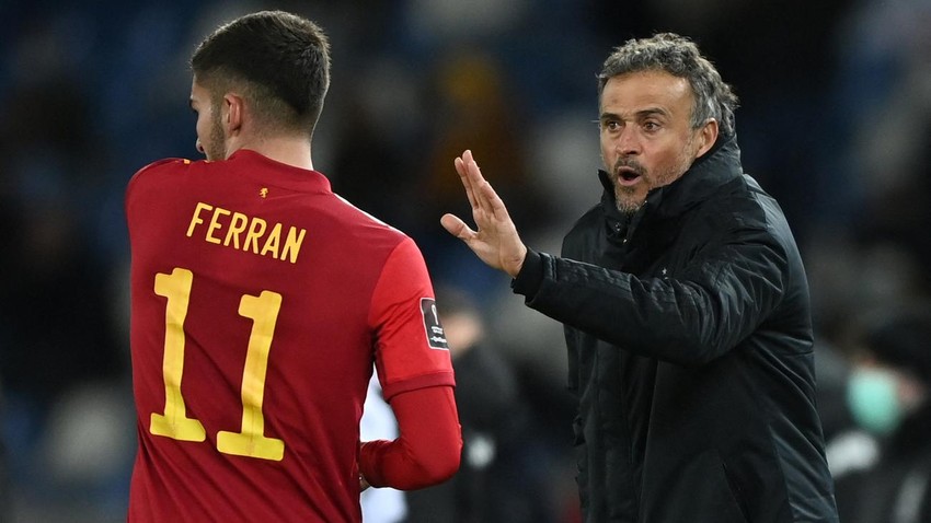 HLV Enrique ra giá khó đỡ cho Chelsea ảnh 2