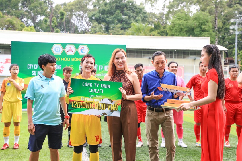 Former players Luu Ngoc Mai and Tuan Phong fuel the Vietnamese women's team photo 3