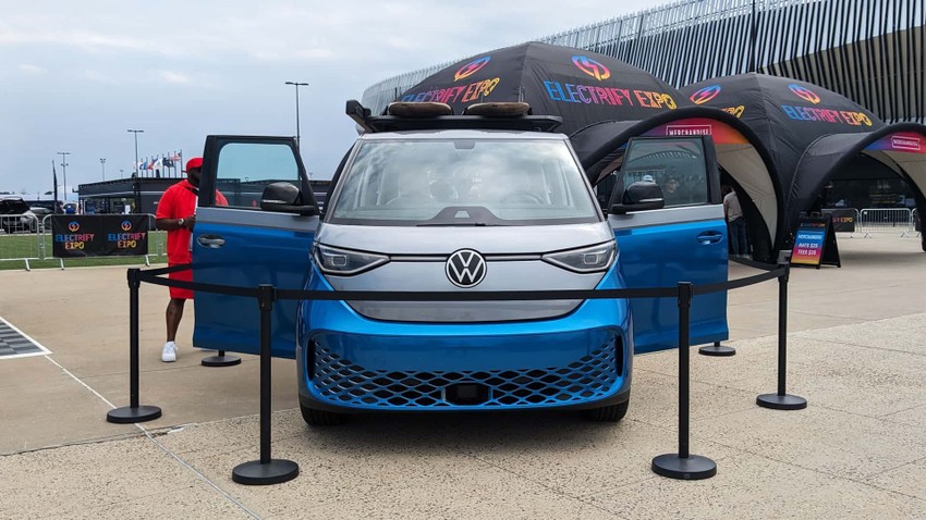 Độc đáo chiếc ô tô điện của ID Volkswagen như một ngôi nhà di động
