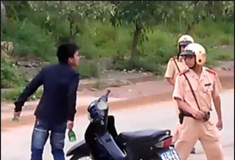 Quyền truy đuổi của CSGT và chế tài với người bỏ chạy ảnh 3