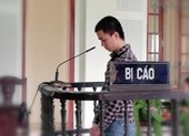 Thanh niên 19 tuổi lãnh 19 năm tù vì đâm bạn nhậu