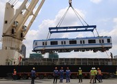 Hôm nay, di chuyển 2 đoàn tàu metro 1 về depot Long Bình