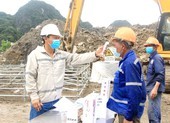 Kiểm tra việc phòng dịch COVID-19 tại công trình xây dựng