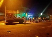 2 xe máy tông trực diện, 5 người thương vong