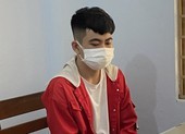 Cầm iPhone chơi game thua sạch, quay lại tiệm cầm đồ giật lại