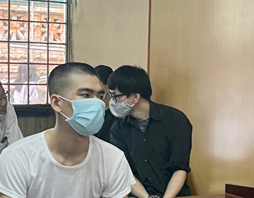 Thanh niên tìm và đưa 13 người Trung Quốc đi khắp quận 7 lãnh 8 năm tù ảnh 1