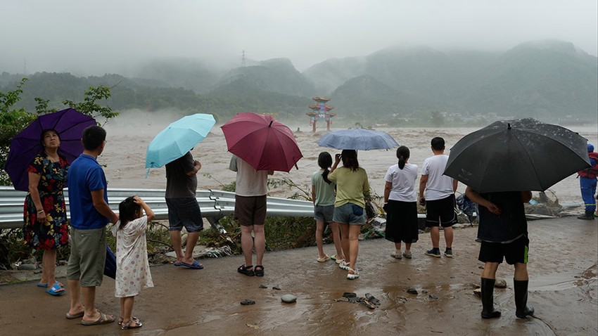 Trung Quốc lũ lụt nghiêm trọng, hàng trăm ngàn người phải sơ tán  ảnh 1