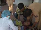 2 chiến sĩ CSGT cứu sống phụ nữ nhảy cầu
