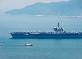 Tàu sân bay USS Carl Vinson đã neo tại vịnh Đà Nẵng