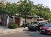 Xe công an ghé nhà cựu Phó chủ tịch UBND TP Đà Nẵng