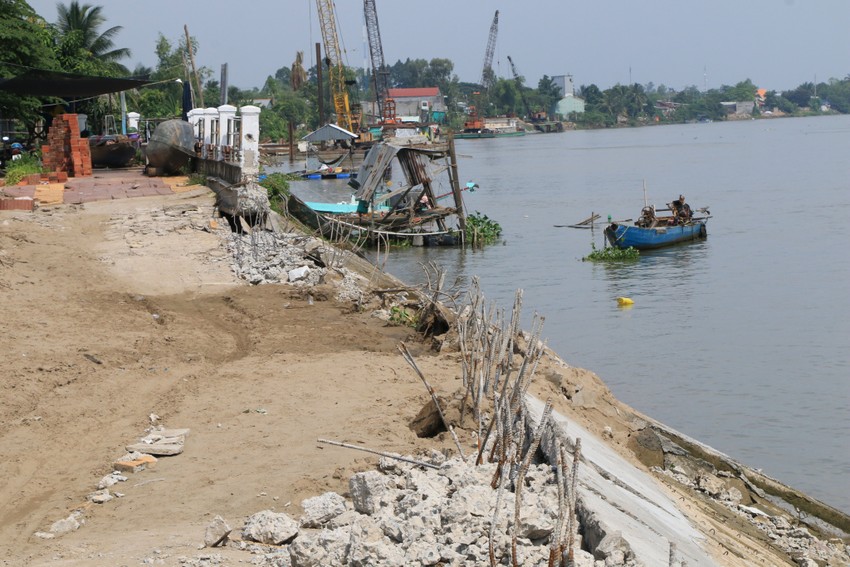 Đồng Tháp: Hơn 44 km bờ sông nằm trong khu vực sạt lở đặc biệt nguy hiểm ảnh 1
