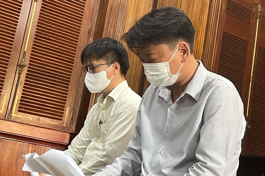 Vụ cháy chung cư Carina: Tòa trả hồ sơ để điều tra bổ sung ảnh 1