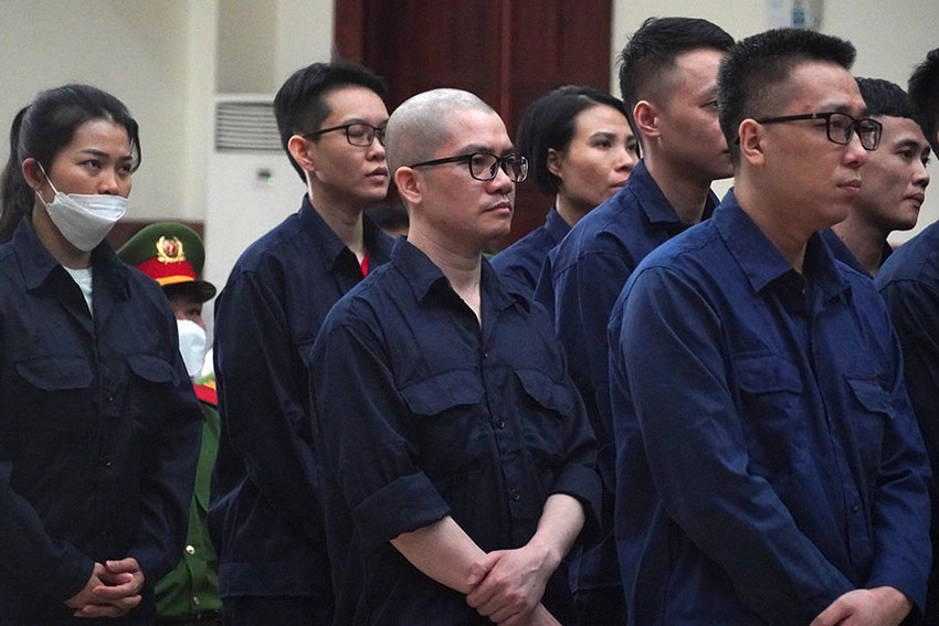 Tạm khép lại vụ án Alibaba: Nguyễn Thái Luyện chung thân, vợ được giảm 7 năm tù ảnh 1