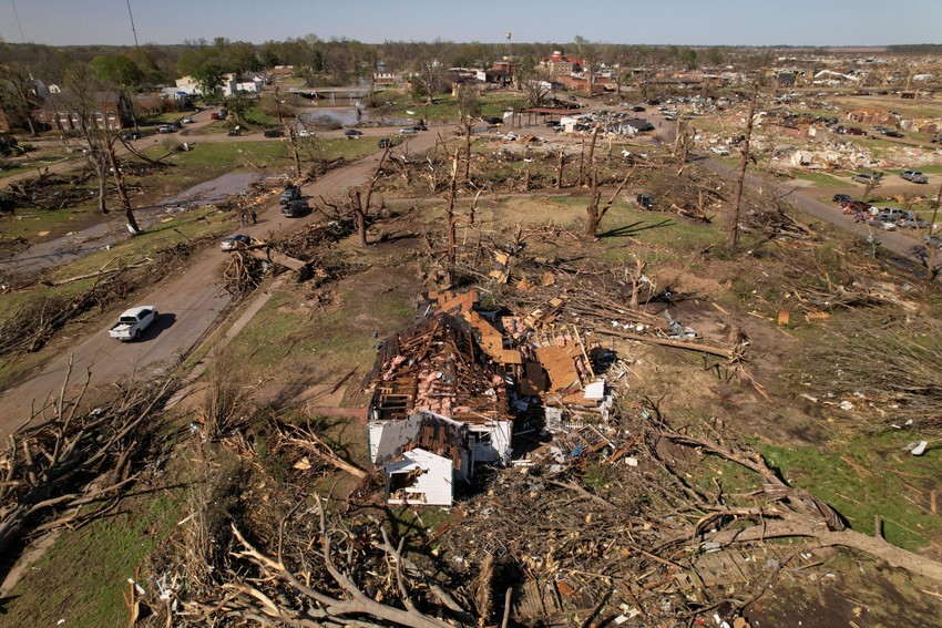 Video: Lốc xoáy kinh hoàng ở Mississippi-Mỹ, 26 người chết ảnh 1