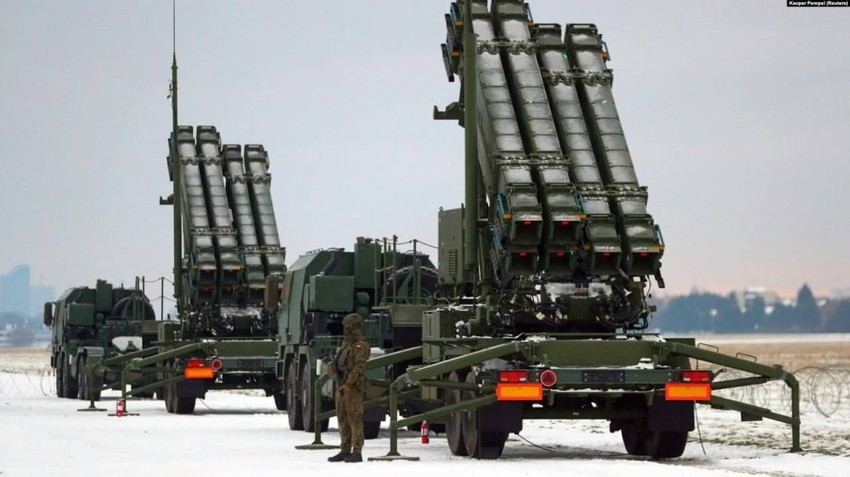 Quan chức Ukraine nói về thách thức khi dùng Patriot đánh chặn tên lửa S-300 của Nga ảnh 2