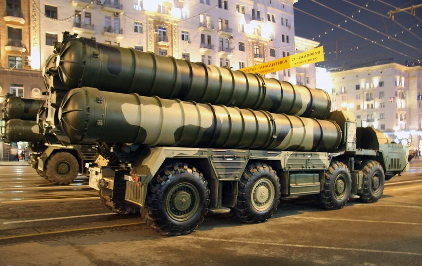 Quan chức Ukraine nói về thách thức khi dùng Patriot đánh chặn tên lửa S-300 của Nga ảnh 1