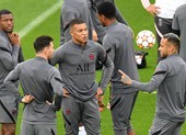 PSG dùng 'dao mổ trâu đem giết gà'