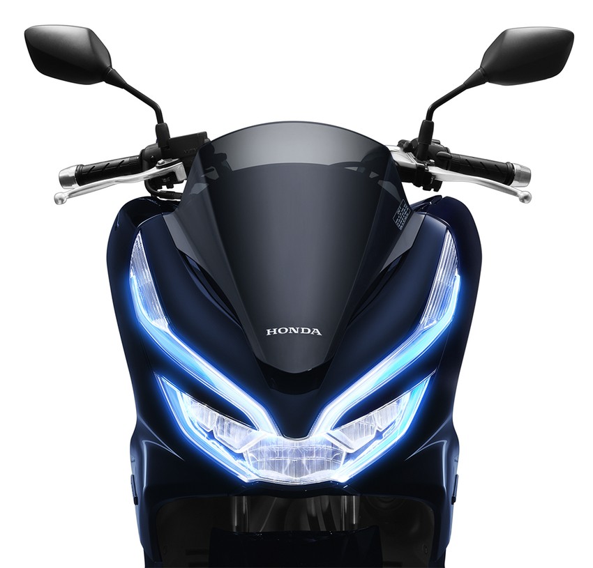 Honda PCX Hybrid giật giải Xe máy của năm 2018