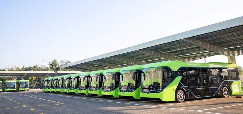 VinFast chuẩn bị đi ra xe cộ buýt năng lượng điện cỡ rộng  Báo năng lượng điện tử VnMedia  Tin rét Việt  Nam và thế giới