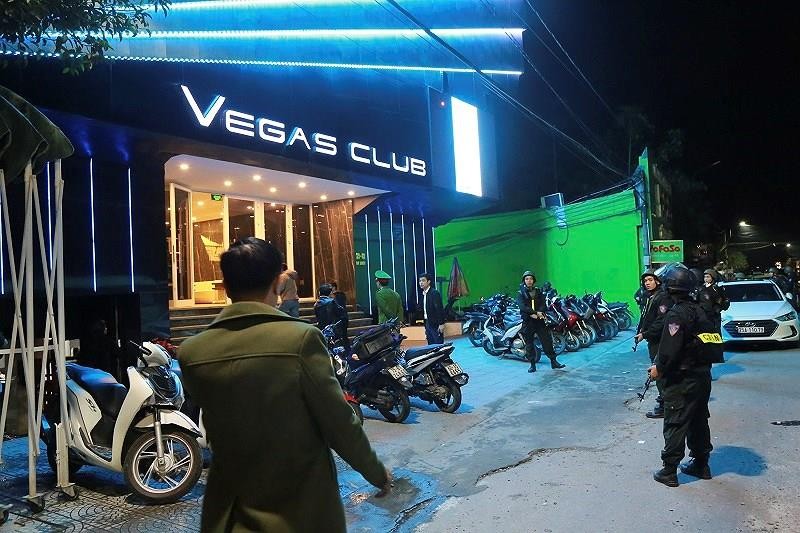 Phạt 103 triệu bar Vegas có trăm người dính ma túy