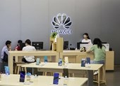 Huawei hoàn tiền 100% nếu điện thoại không chạy được Facebook