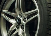 Công nghệ mới giúp hạn chế mất trộm bánh xe hơi