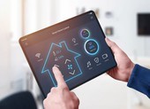 Hàng trăm người sống trong chung cư bị lộ video riêng tư