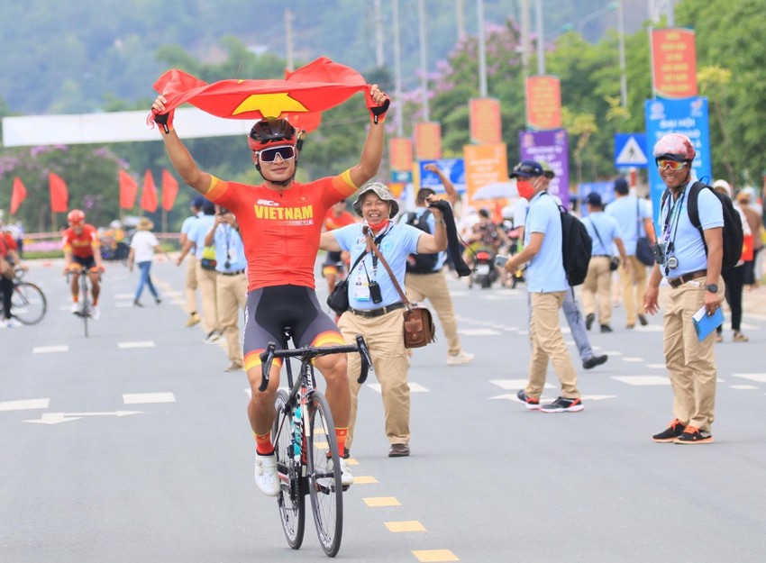SEA Games 31 Đội tuyển xe đạp địa hình của Malaysia làm nên lịch sử  Thể  thao  Vietnam VietnamPlus