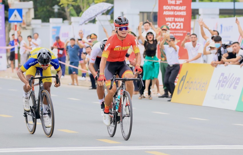 Tay đua Việt Nam khiến chân rút số 1 Malaysia gãy kèo