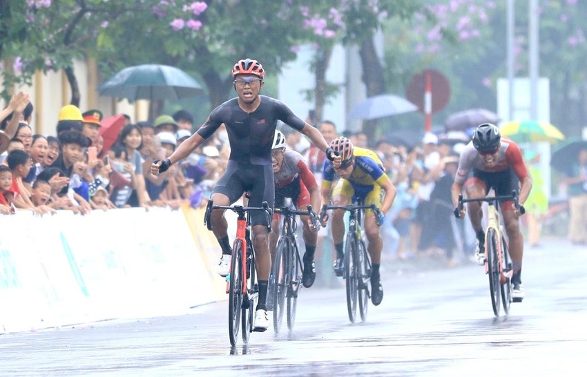 SEA Games 31 Đội tuyển chọn xe đạp điện địa hình của Malaysia tạo ra sự lịch sử dân tộc  Thể  thao  Vietnam VietnamPlus