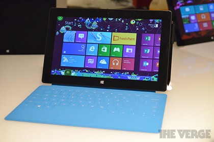 Microsoft lại giảm 100 USD cho Surface Pro ảnh 1