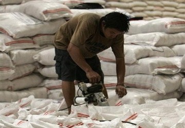 Philippines sẽ ngừng nhập khẩu gạo từ năm 2013 ảnh 1