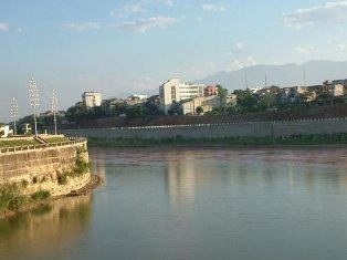 Xuất hiện lũ dị thường trên sông Hồng ảnh 1