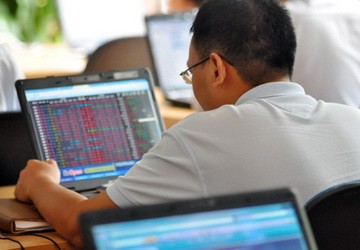 Vn-Index mất điểm trọn tuần đầu năm ảnh 1