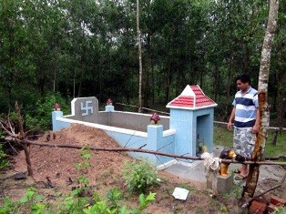 Đào trộm mộ để tìm vàng ảnh 1