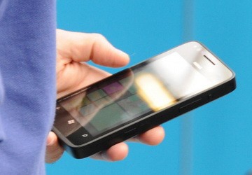 Điện thoại Nokia chạy Windows Phone 8 lộ diện ảnh 1