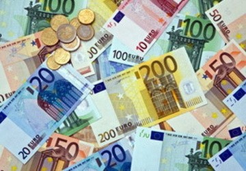 Italy phát hiện hơn 4 tỷ euro thu nhập trốn thuế ảnh 1