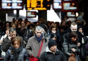 IMF dự báo nền kinh tế Italy vẫn tiếp tục đà suy giảm ảnh 1